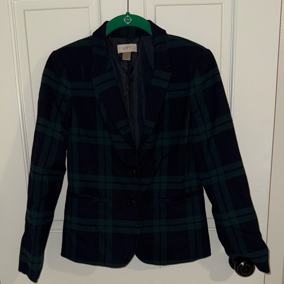 LOFT Jackets & Blazers - LOFT Women's Plaid blazer - Navy and Green